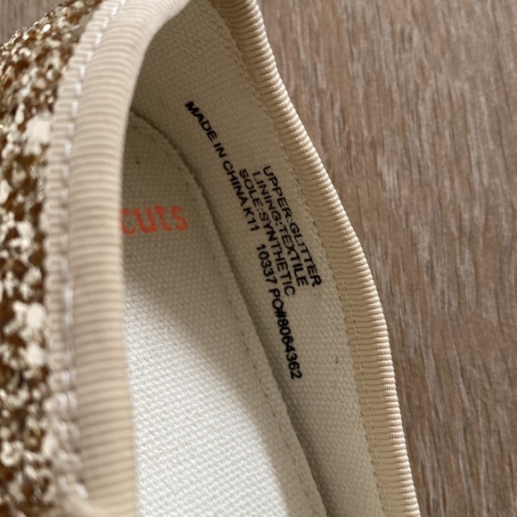 Crewcuts gold glitter ballet flats, Girls size 11 - Picture 3 of 7